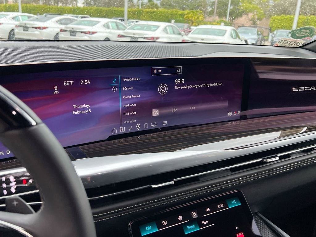 2025 Cadillac Escalade Premium Luxury - Photo 15