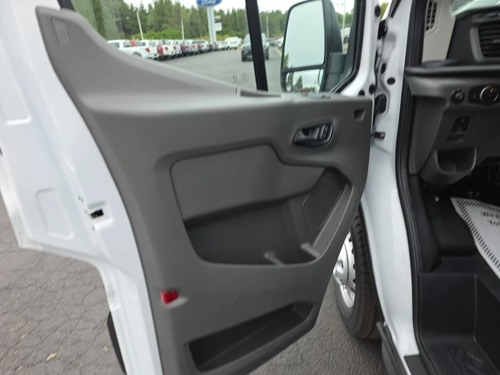 New 2026 Oxford White Ford Cargo Van image 12