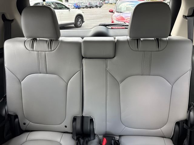 Used 2024  Honda Touring image 32