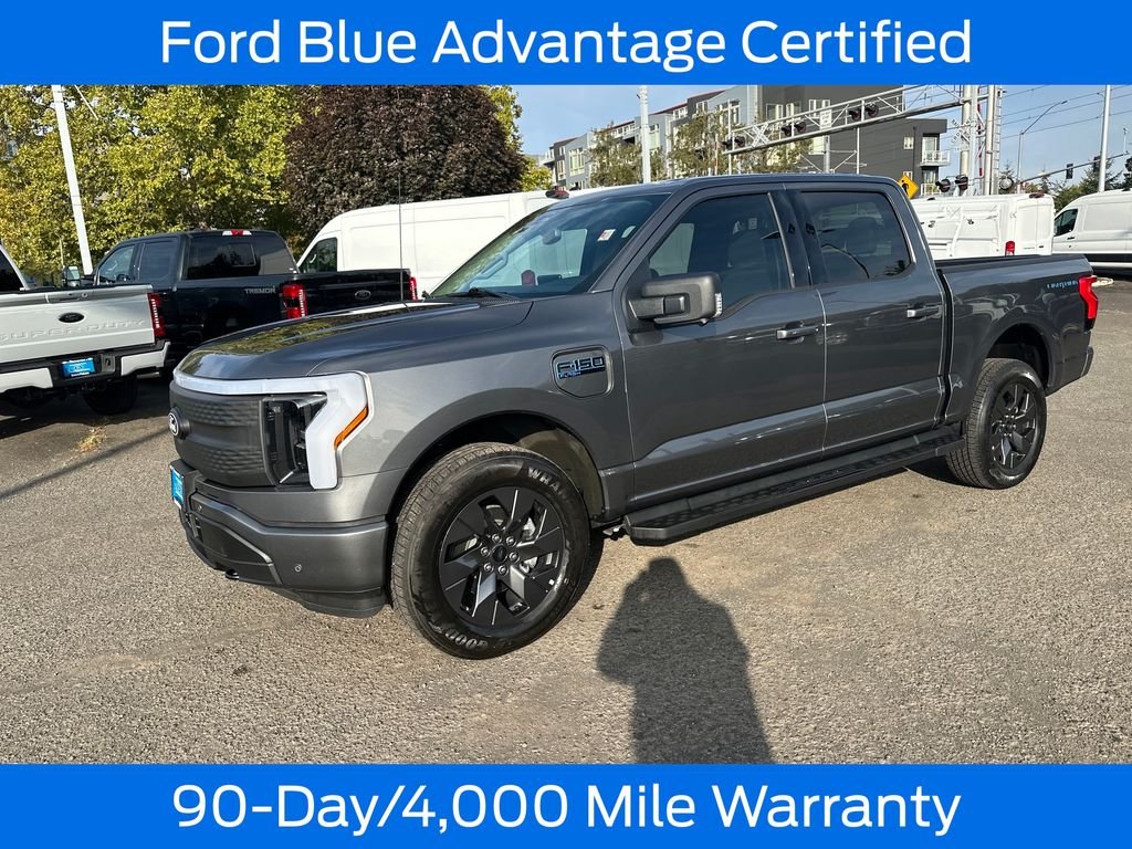Used 2025 Gray Ford Flash image 3