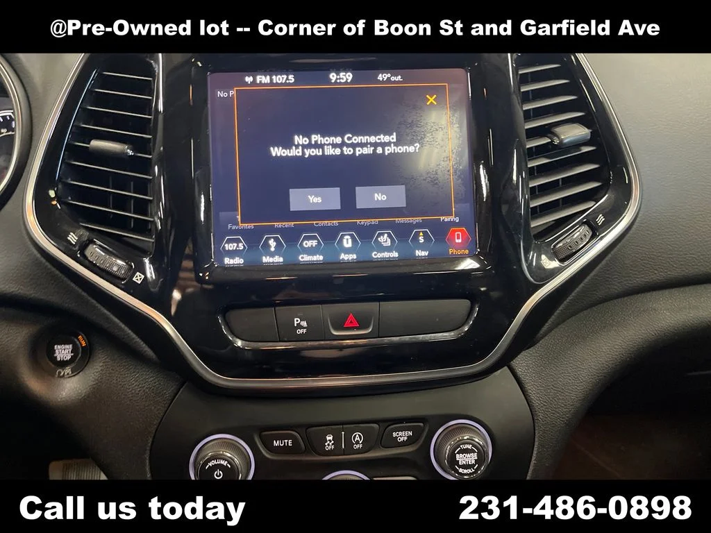 Used 2019 Gray Jeep Limited image 19