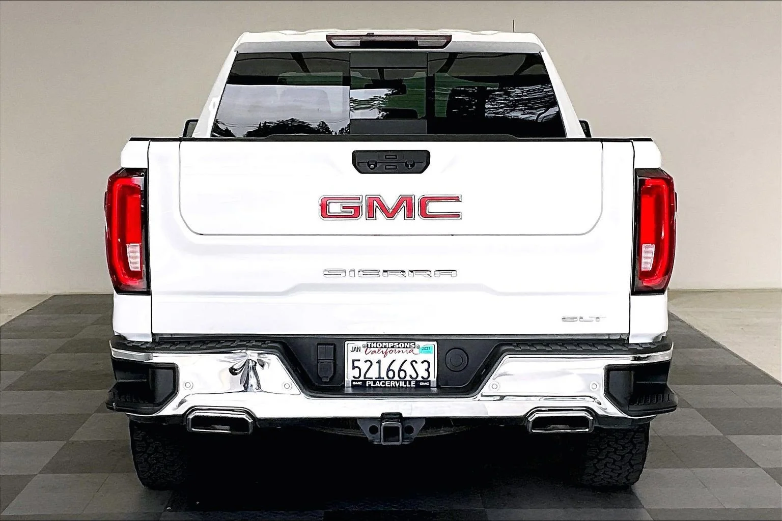 Used 2022 Summit White GMC SLT image 3