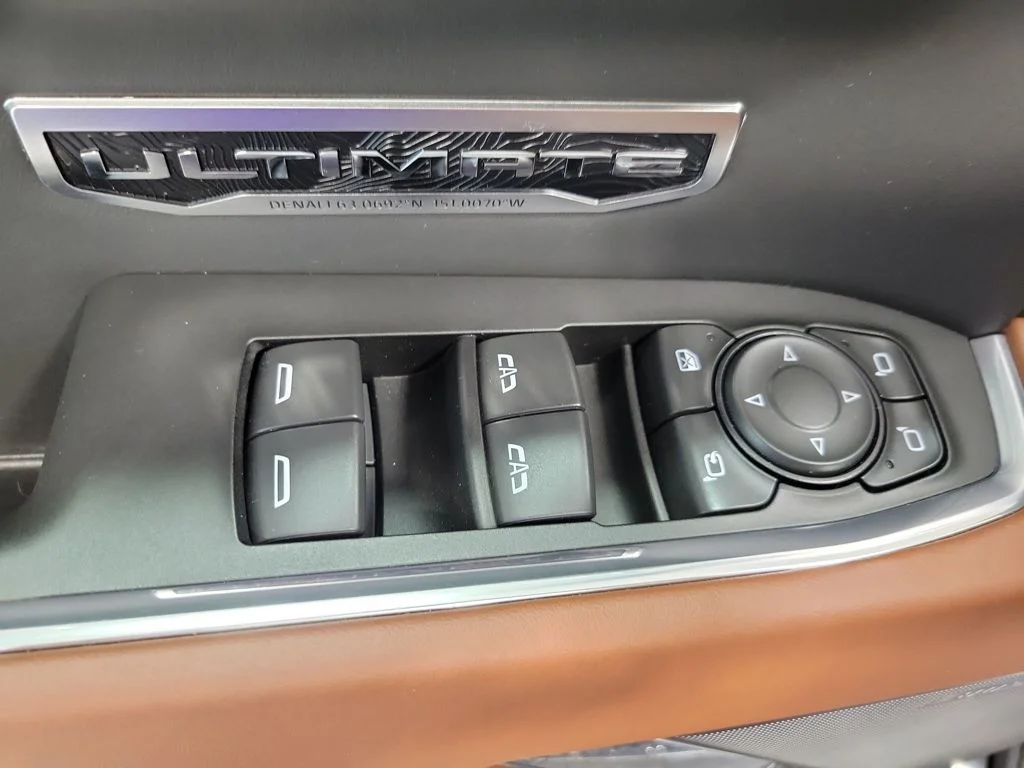 Used 2025 Black GMC Denali Ultimate image 37