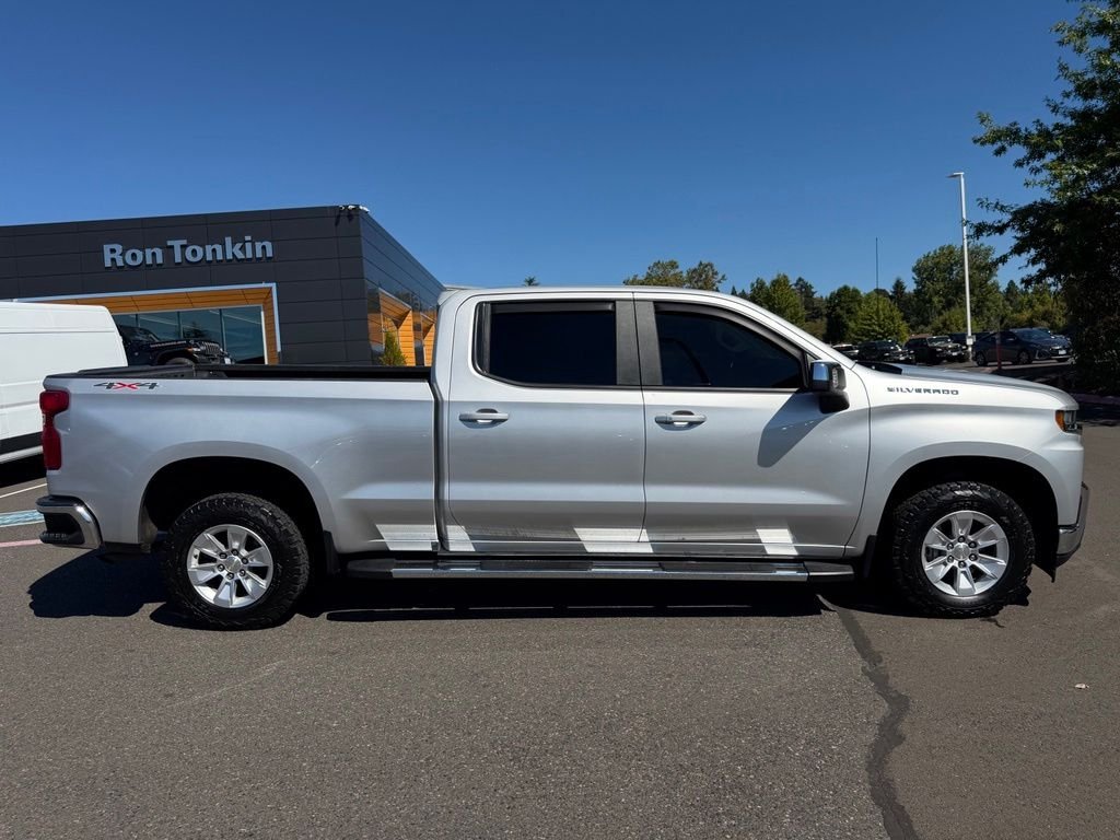 Used 2020 Silver Chevrolet LT image 8
