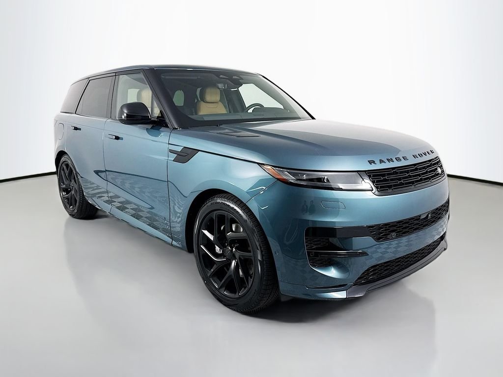 New 2026 Giola Green Land Rover Dynamic SE image 7