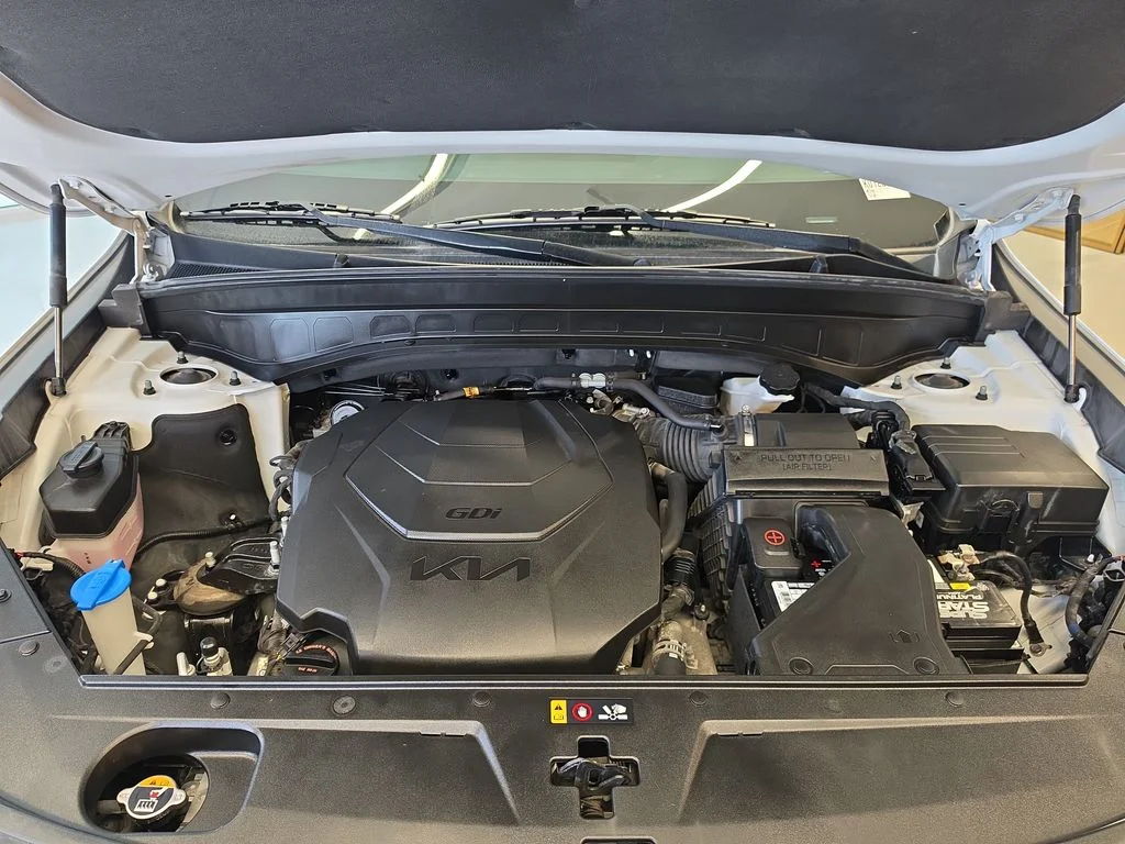 Certified Used 2022 White Kia EX image 32