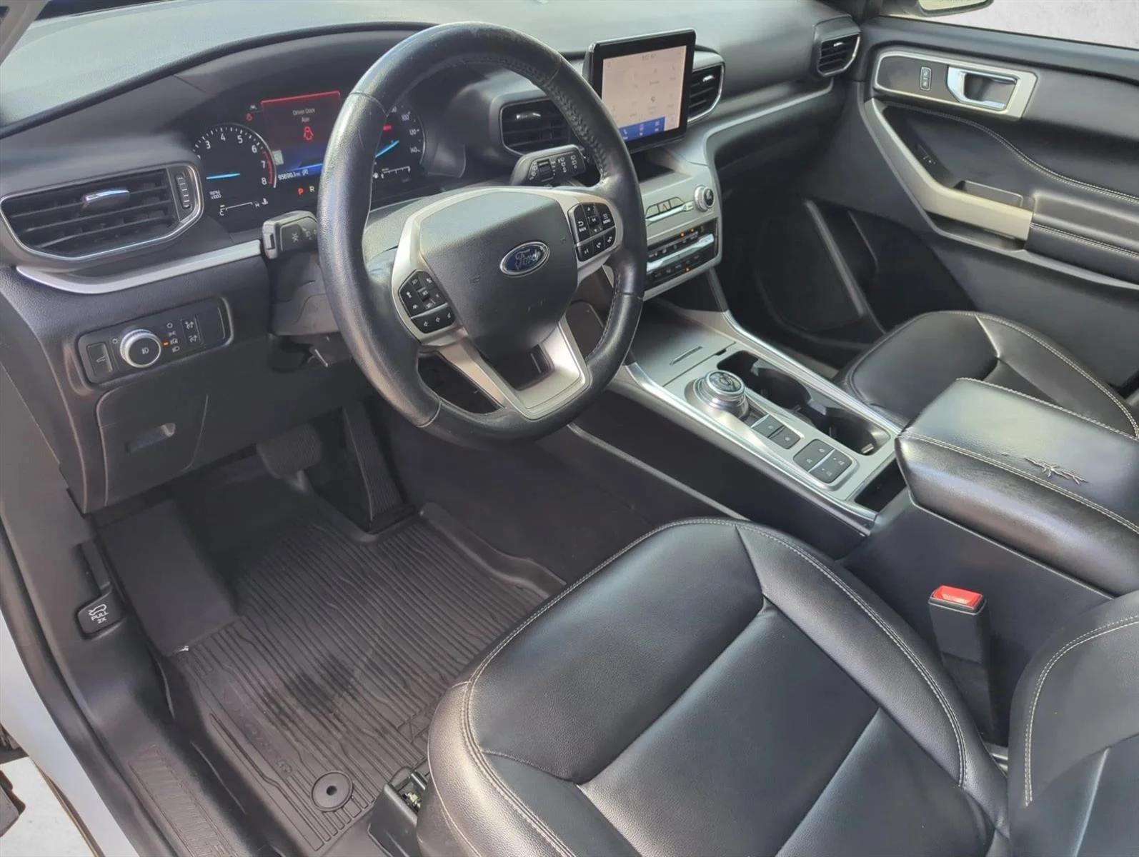 Used 2021 Oxford White Ford XLT image 6
