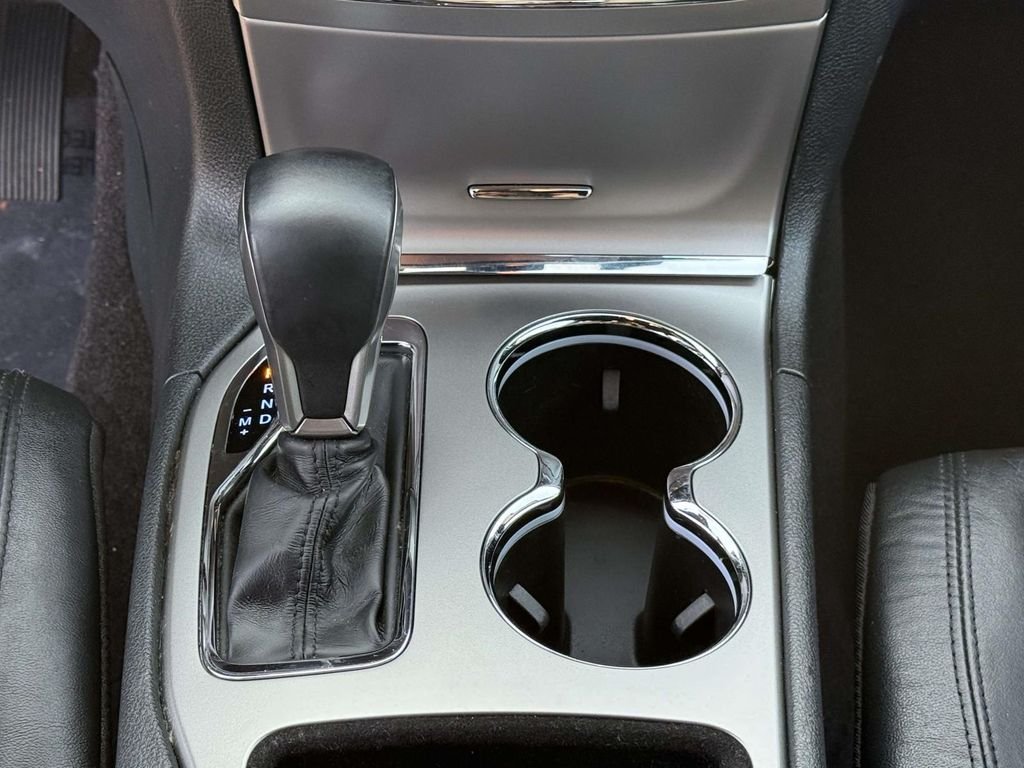 Used 2018 Black Jeep Altitude image 21