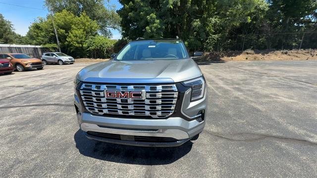 2026 GMC Terrain Denali - Photo 3