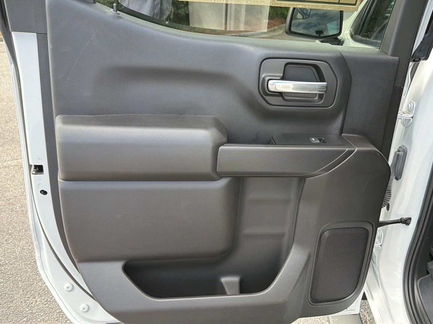 Used 2024 Summit White Chevrolet Custom image 17