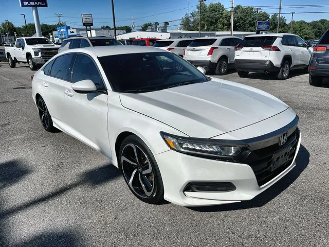Used 2019  Honda Sport image 11