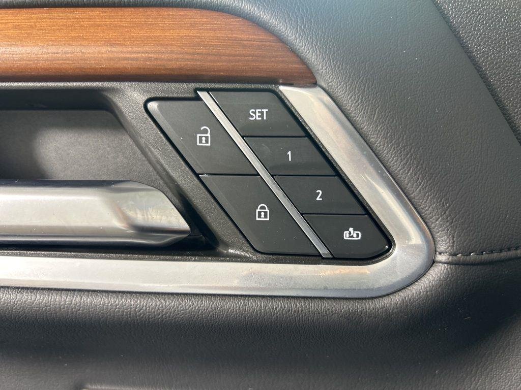 Used 2023 White Frost GMC Denali image 26