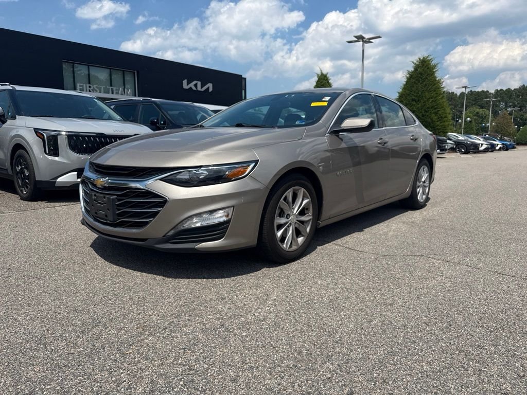 Used 2022 Gray Chevrolet LT image 2