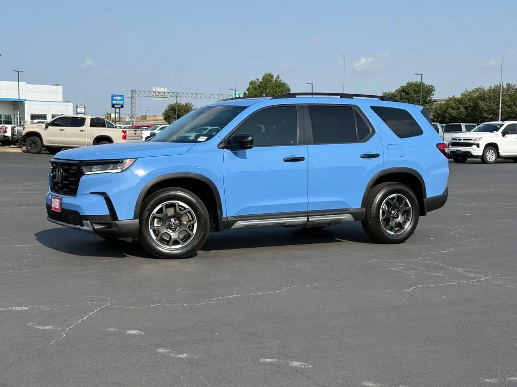 Used 2024 White Jeep Limited image 28