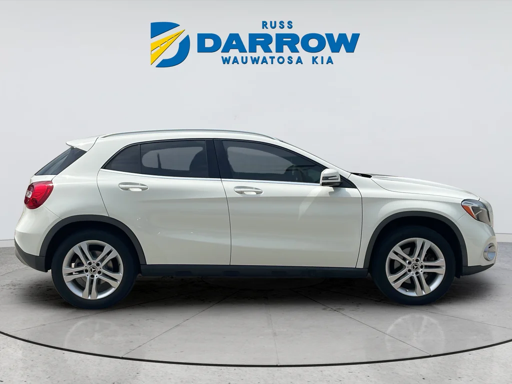 Used 2018 White Mercedes-Benz GLA 250 image 6