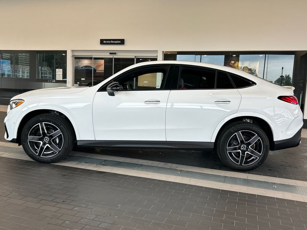New 2027 Polar White Mercedes-Benz GLC 300 image 4