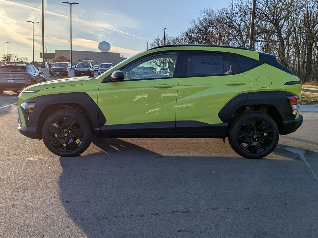 New 2026 Yellow Hyundai SEL Sport image 4