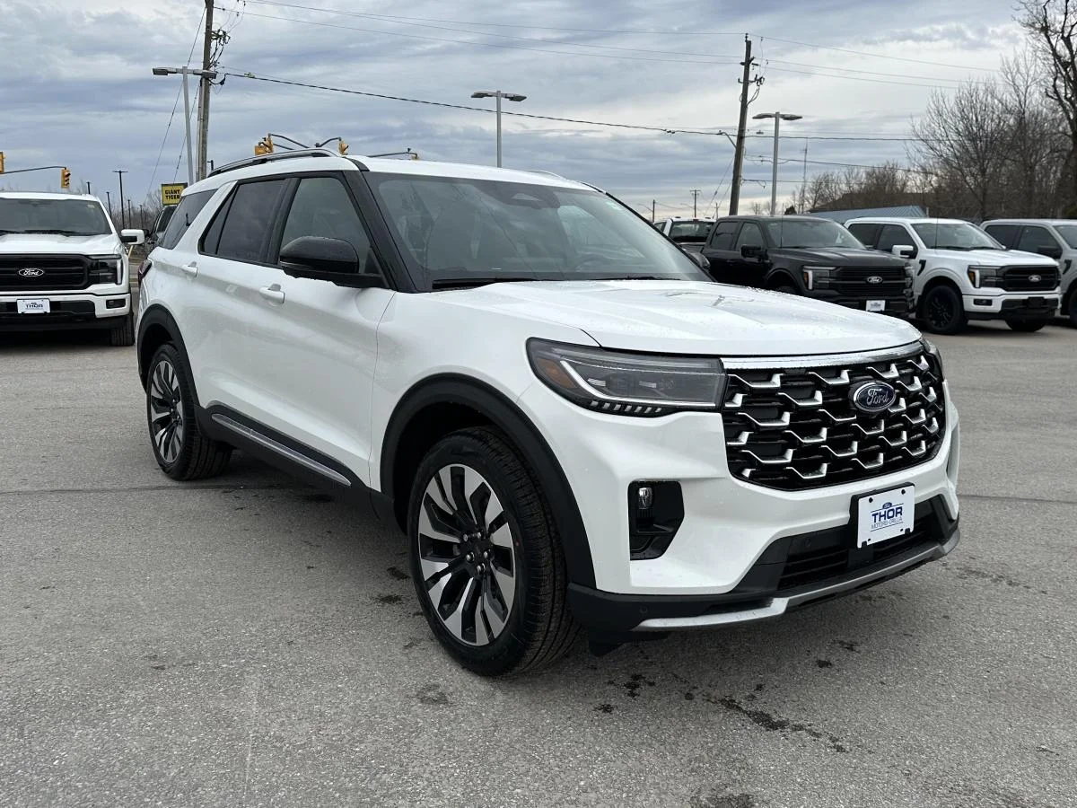 New 2026 White Ford Platinum image 3