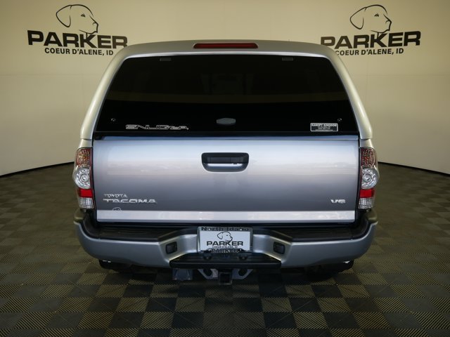 Used 2015 Silver Sky Metallic Toyota Extended Cab TRD Sport Extra Value Pkg image 6