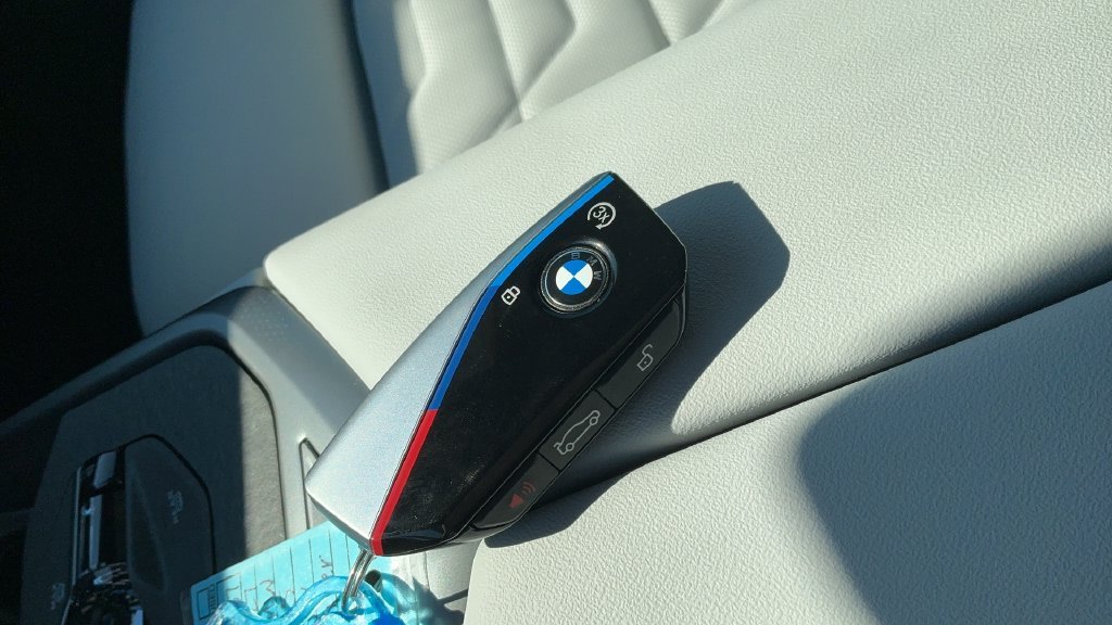 New 2027 Silver BMW  image 20