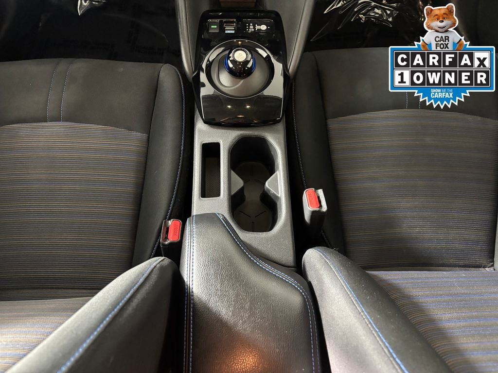Used 2020 Brilliant Silver Metallic Nissan SV image 20