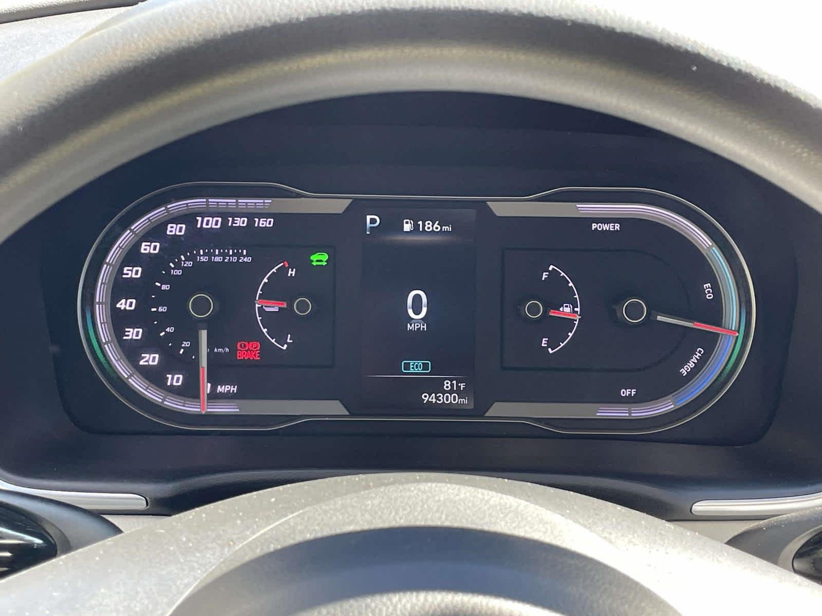 Used 2022 QUARTZ WHITE Hyundai Blue image 3