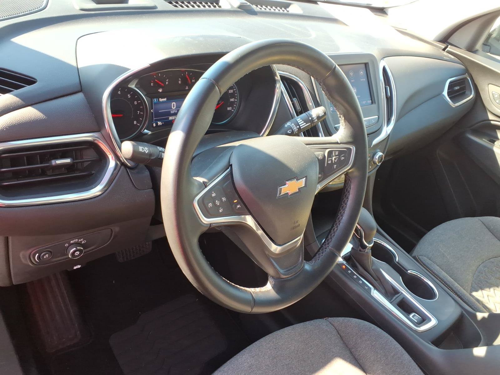 Used 2023 SUMMIT WHITE Chevrolet LT image 8
