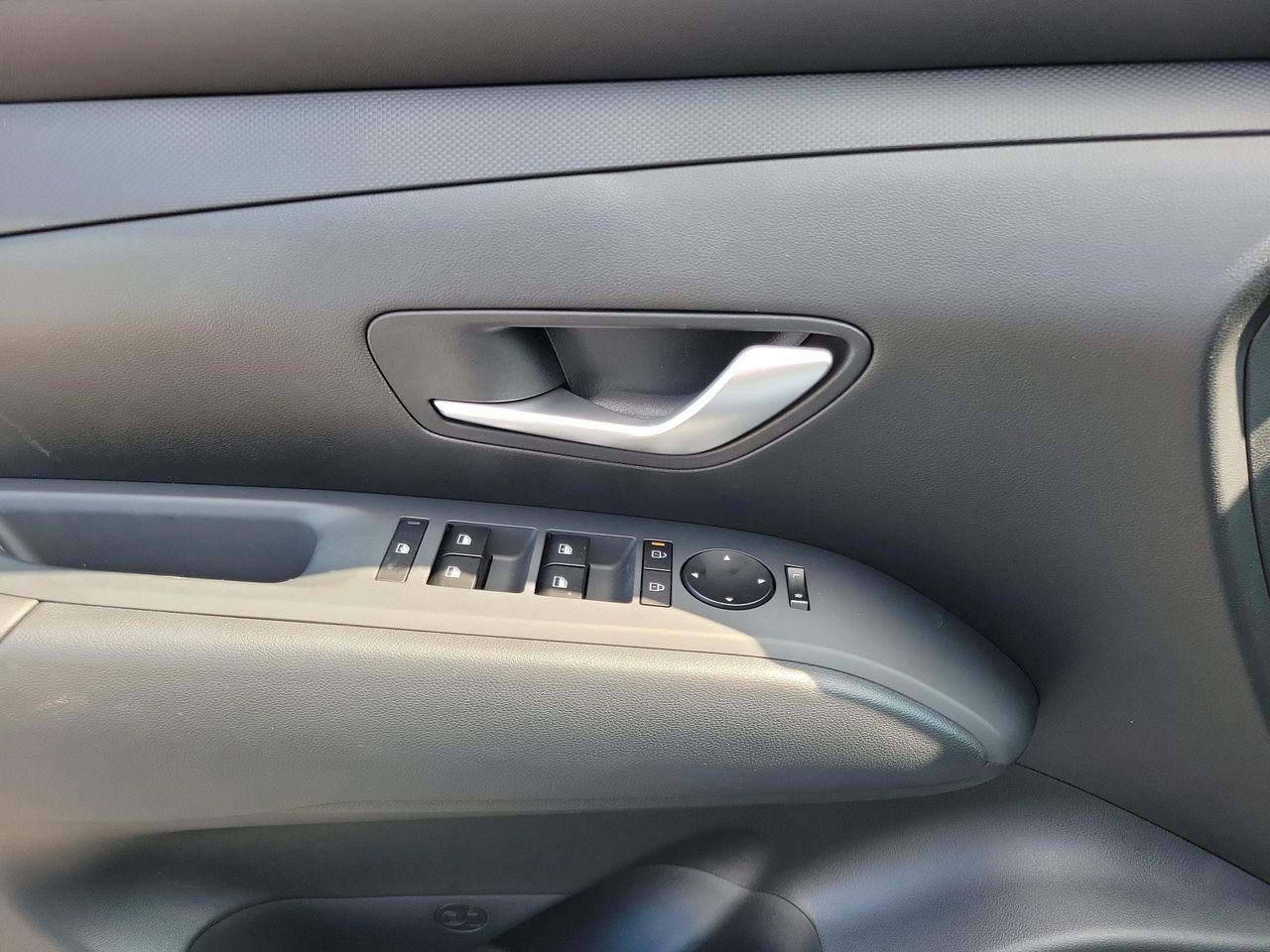 New 2026 Serenity White Pearl Hyundai SE AWD image 17