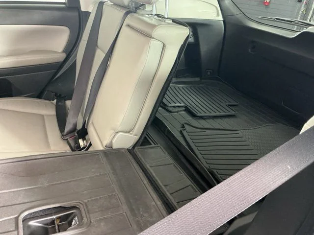 Used 2018 Blue Subaru 2.5i Limited image 30