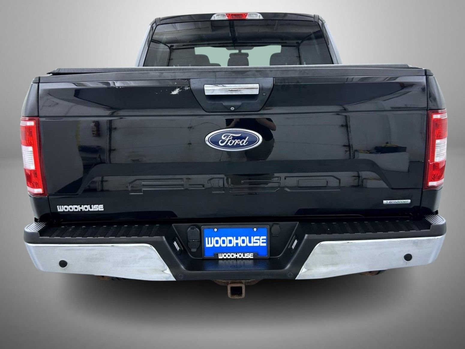 Used 2018 Shadow Black Ford XLT image 6