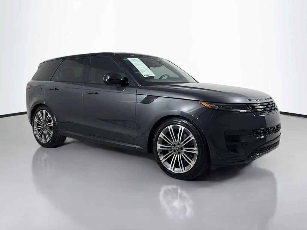 Certified Used 2024 Gray Land Rover SE image 3