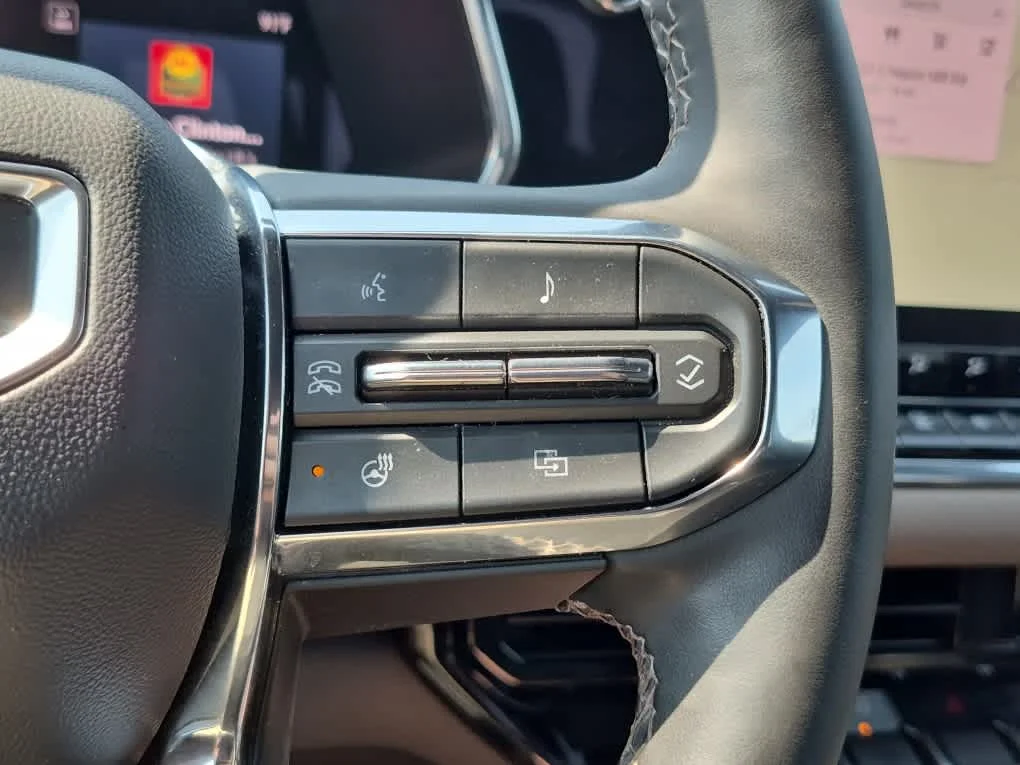 Used 2024 Volcanic Red Tintcoat GMC 4WD Denali image 18