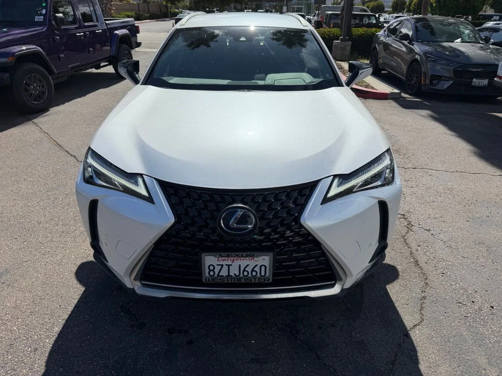Used 2022 White Lexus 250h Base image 1