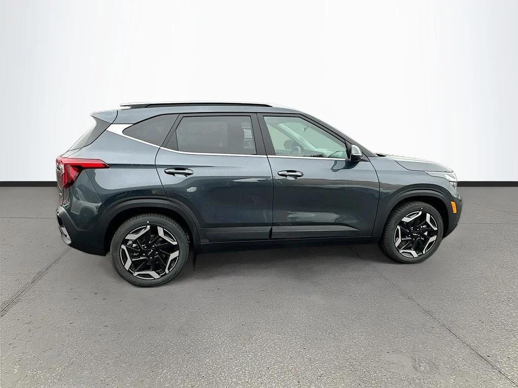 New 2026 Gravity Gray Kia SX image 8