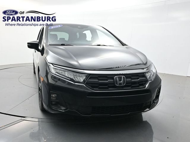 Used 2025  Honda Sport-L image 2
