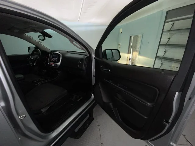 Used 2016 Silver GMC SLE1 image 23