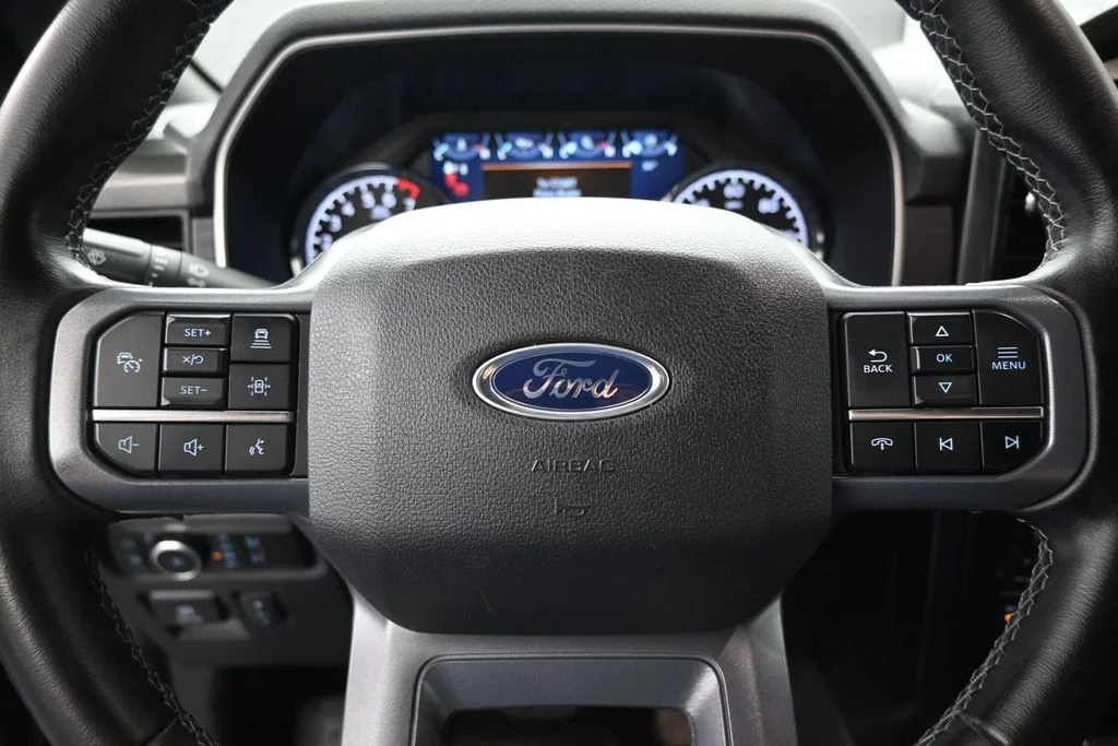 Used 2023 Gray Ford XLT image 11