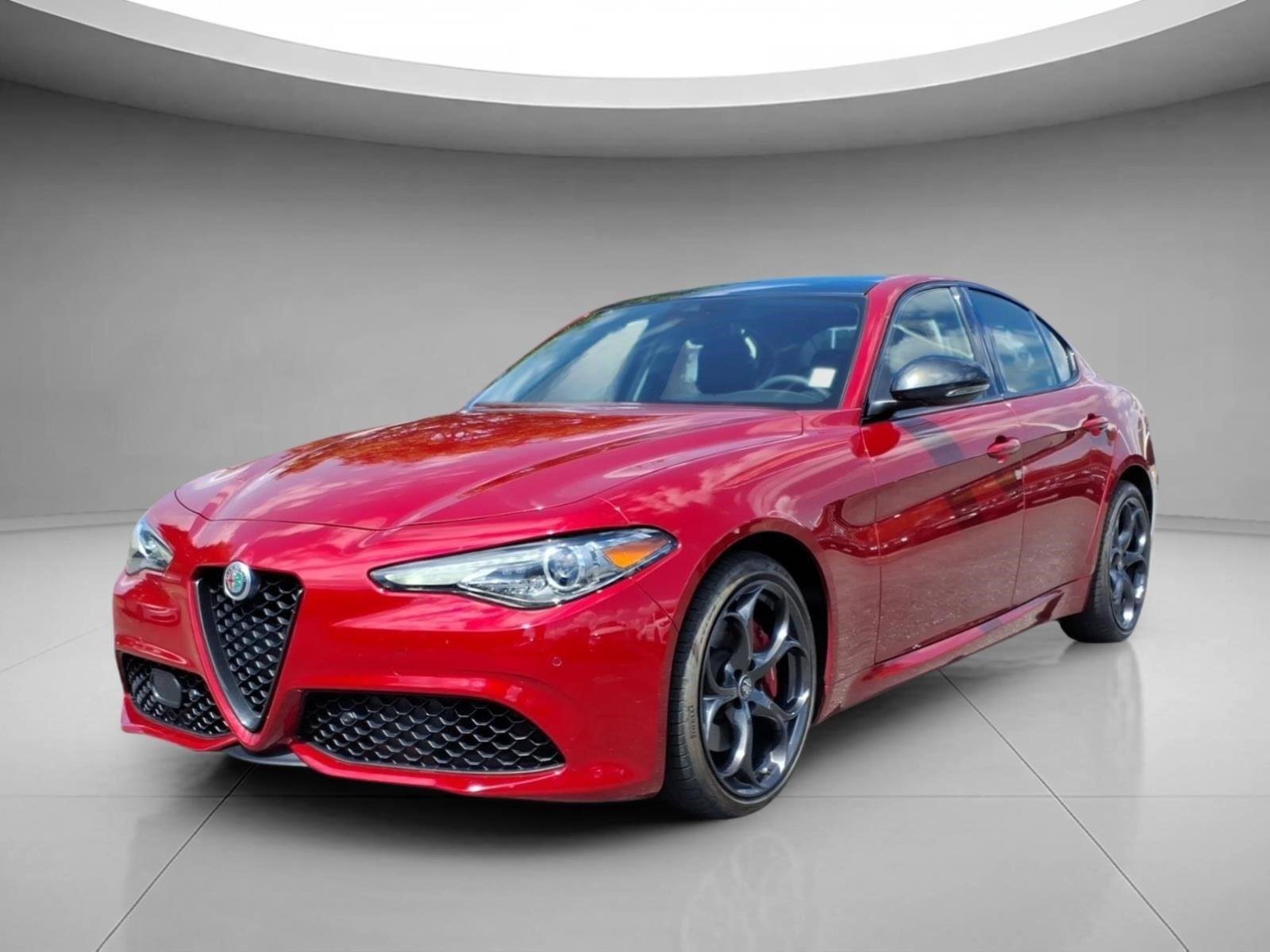 Used 2019 ROSSO COMPETIZIONE TRI-COAT Alfa Romeo TI image 1