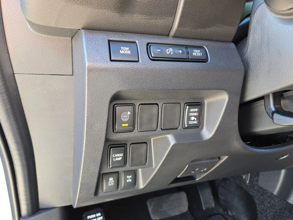 Certified Used 2026 White Nissan PRO-4X image 26