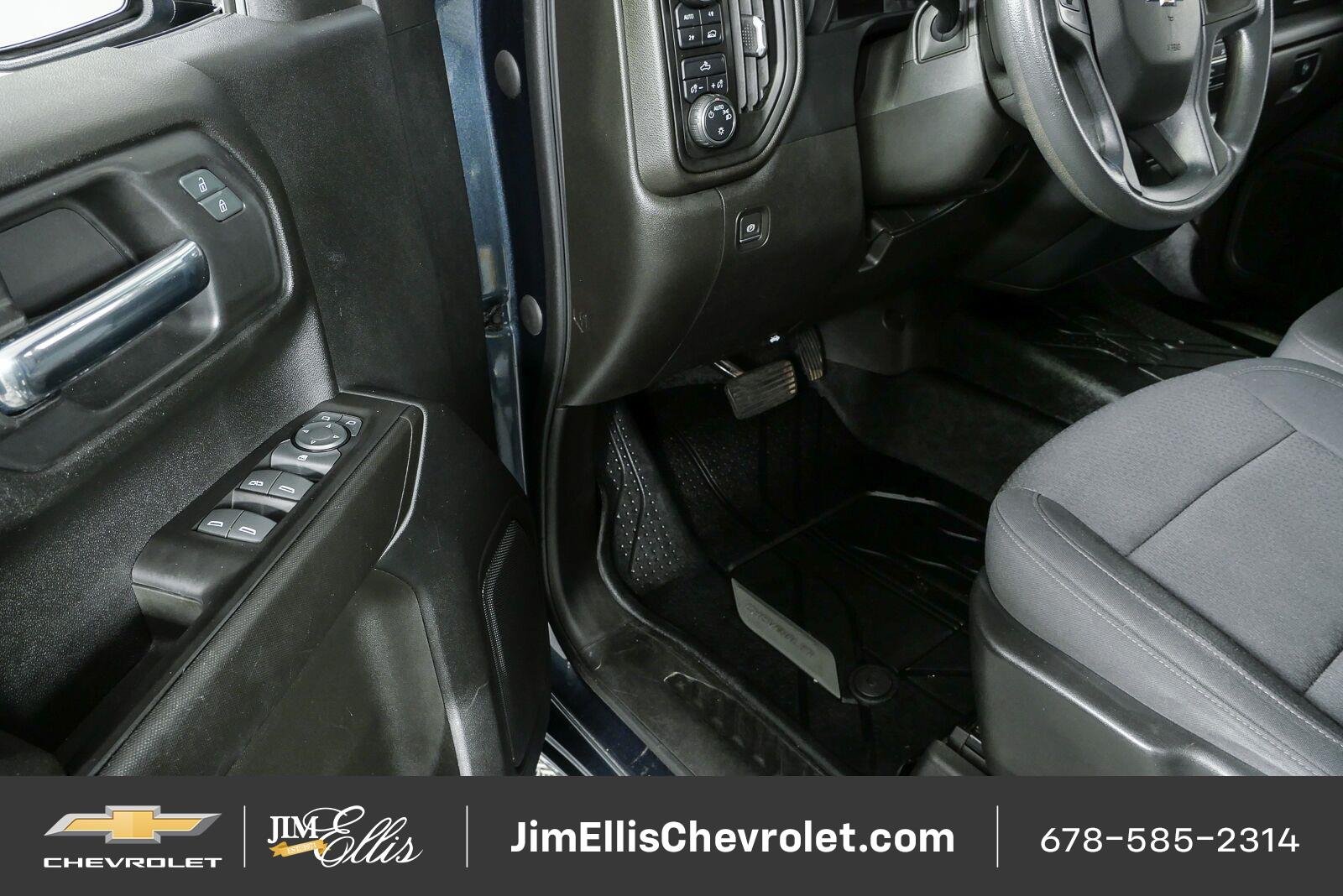 Used 2022 SHADOW GRAY METALLIC Chevrolet Custom image 8