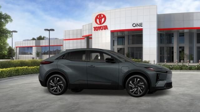 New 2026 Overcast Toyota  SE image 17