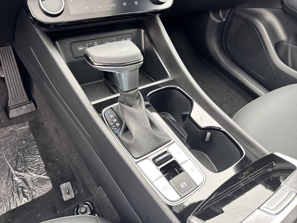 New 2026 White Hyundai SEL Activity FWD image 30