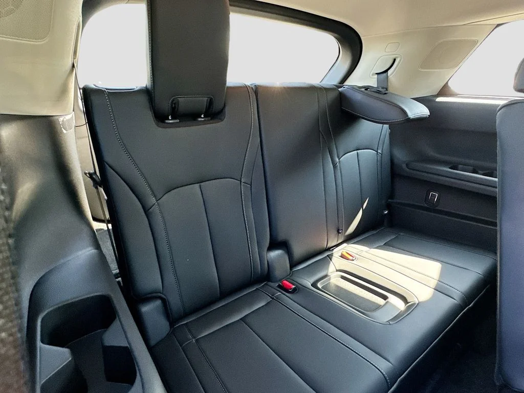 New 2027 BLACK OBSIDIAN INFINITI Pure FWD image 28