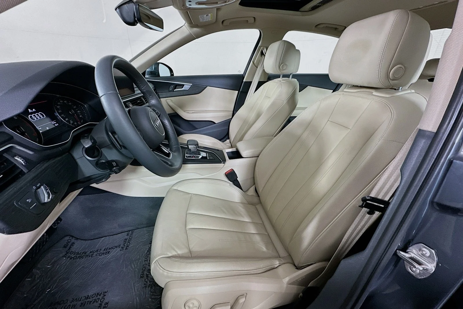 Used 2019 Manhattan Gray Metallic Audi Titanium Premium image 18
