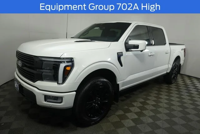New 2026 Star White Metallic Tri-Coat Ford Platinum® image 4