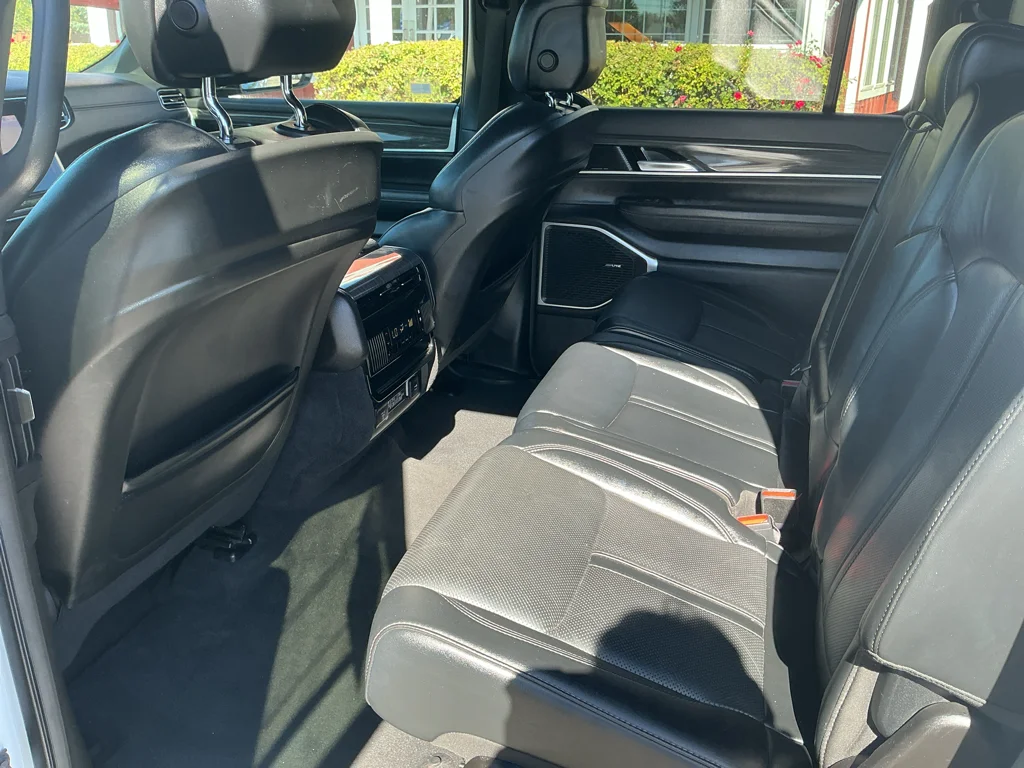 Used 2022 Bright White Clearcoat Jeep Series III image 10