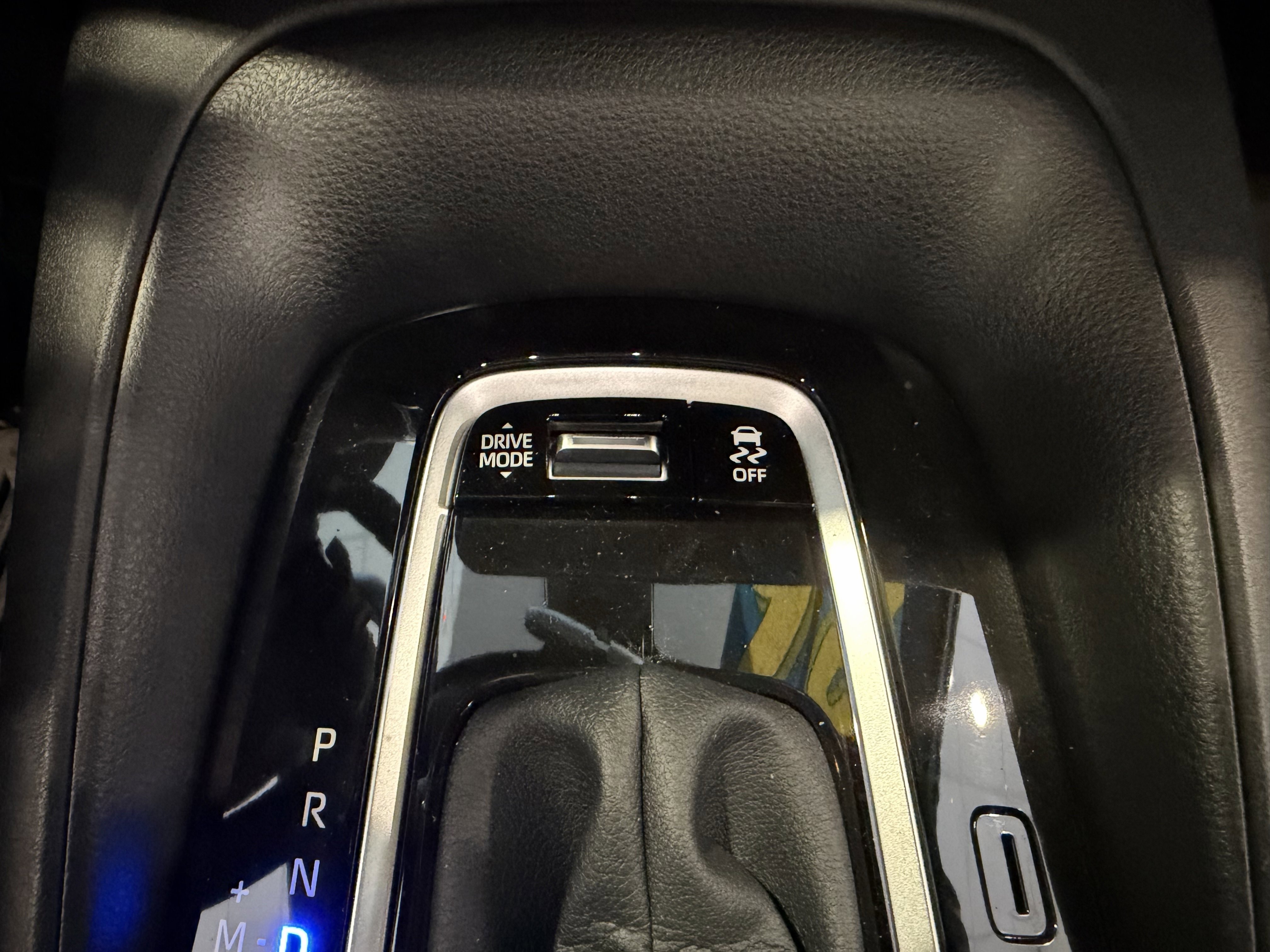 2026 Toyota Corolla XSE - Photo 44