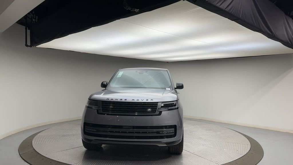 Used 2025 Eiger Gray Metallic Land Rover Autobiography image 3