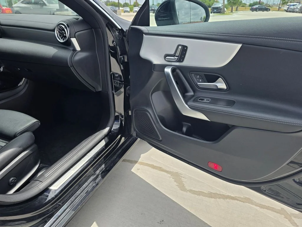 Used 2025 Black Mercedes-Benz CLA 250 image 17