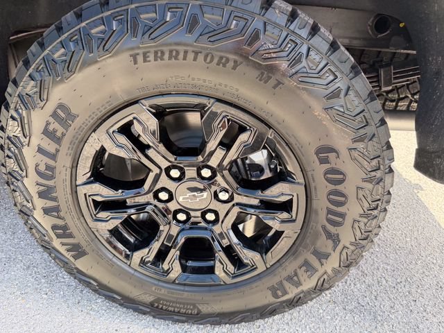 2026 Chevrolet Silverado 1500 ZR2 - Photo 36
